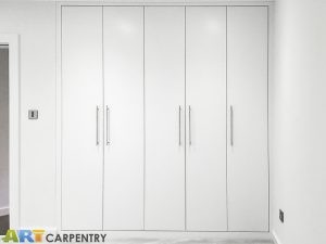 Contemporary style 5 plain doors fitted wardrobe with LED lighting