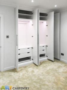 Contemporary style 5 plain doors fitted wardrobe with LED lighting