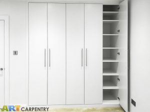 Contemporary style 5 plain doors fitted wardrobe with LED lighting