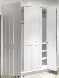 Bi-fold doors traditional style fitted wardrobe