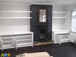 Traditional style alcove fitted TV cabinets with chunky and open shelving